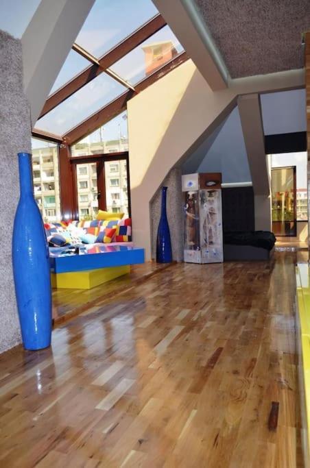 Appartement Art Penthouse à Burgas Extérieur photo